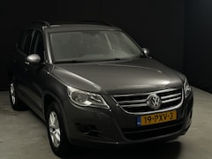 Volkswagen Tiguan - 1.4 TSI Comfort&Design *Navi*AC