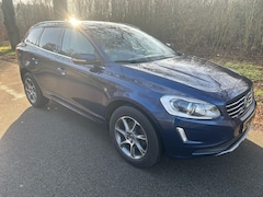 Volvo XC60 - 2.0 D4 FWD Ocean Race