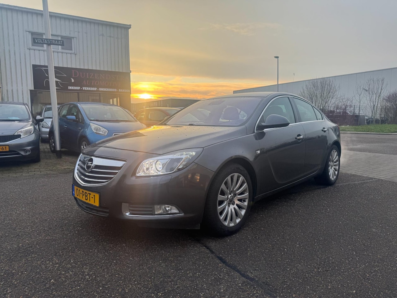 Opel Insignia - 2.0 Turbo 220Pk Cosmo Automaat - AutoWereld.nl