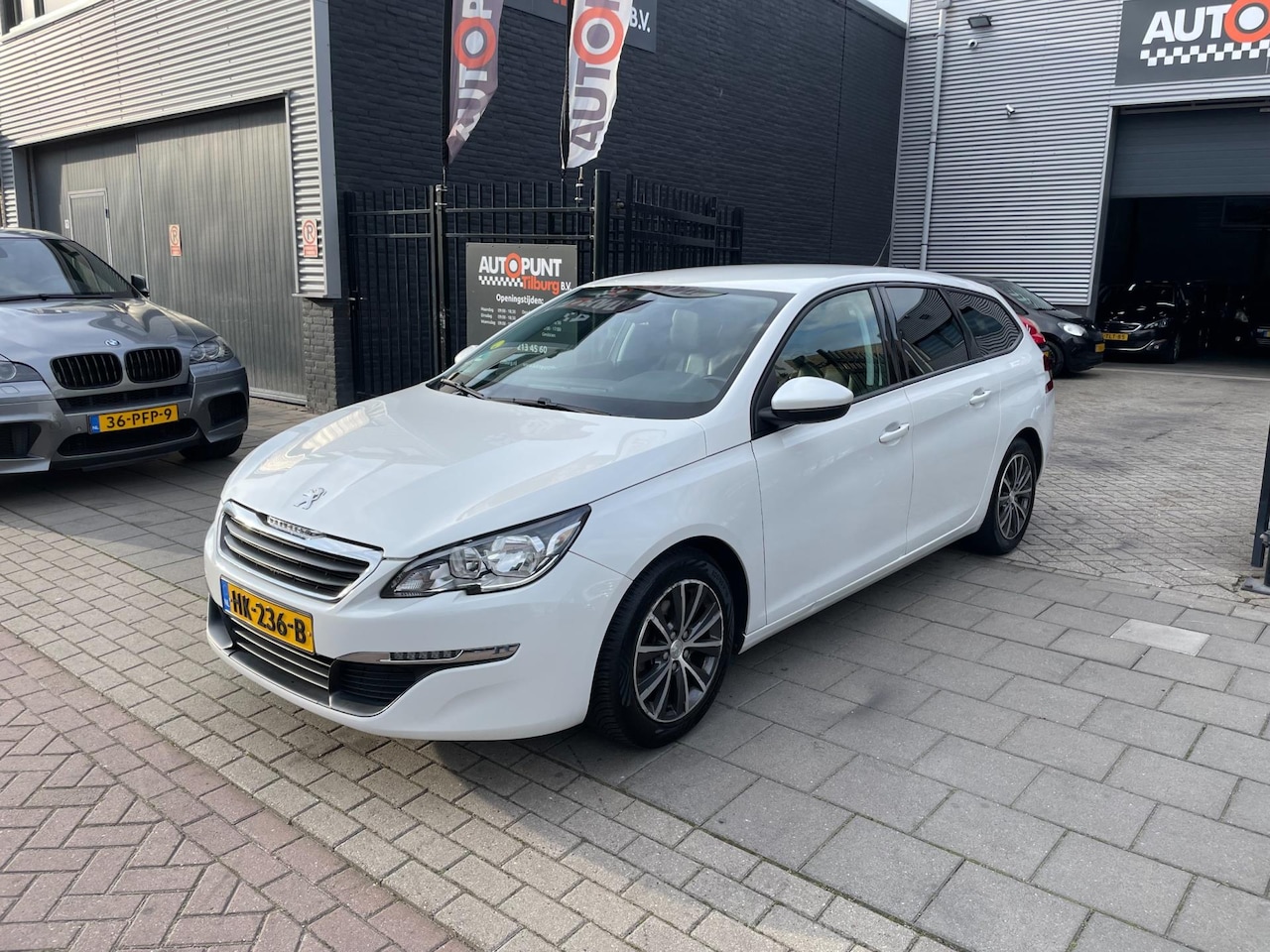 Peugeot 308 SW - 1.6 BlueHDI Blue Lease Pack 1e Eigenaar! Airco NAP APK - AutoWereld.nl