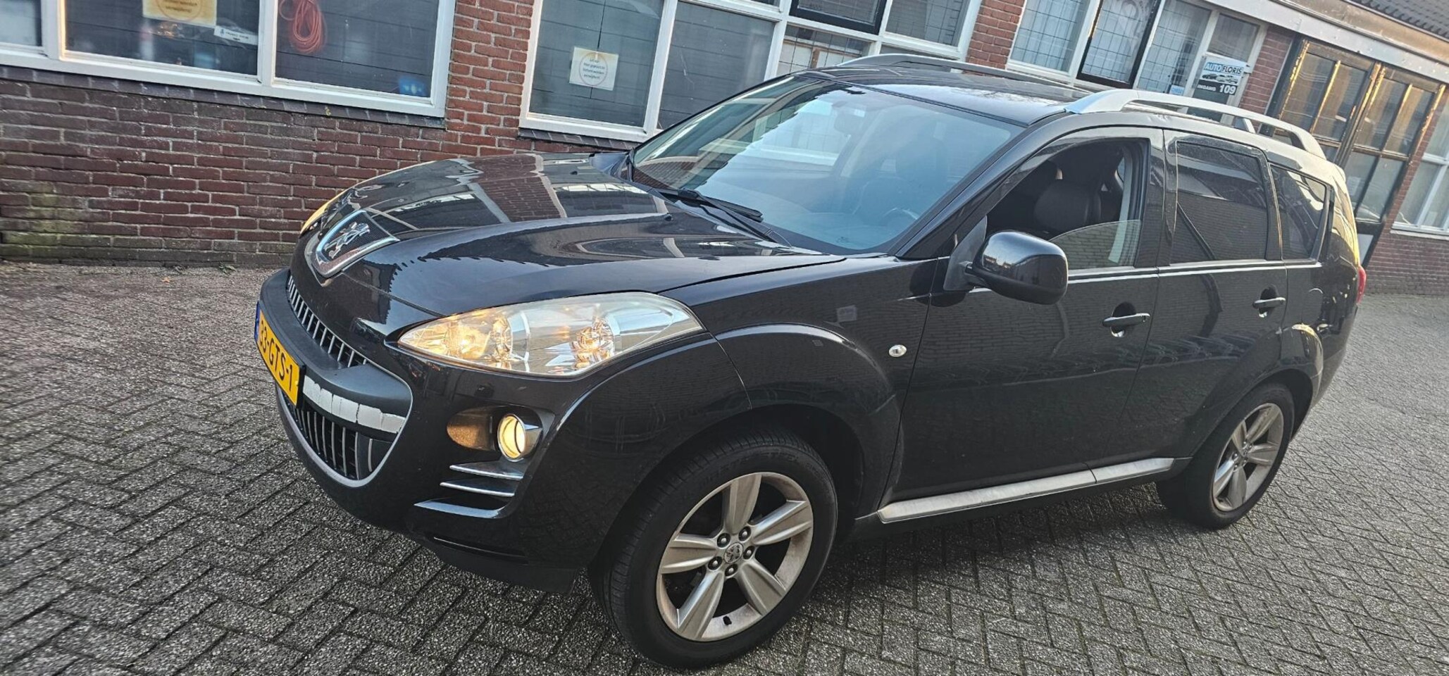 Peugeot 4007 - 2.4 ST 7p. Handel / Export GOED LEZEN - AutoWereld.nl