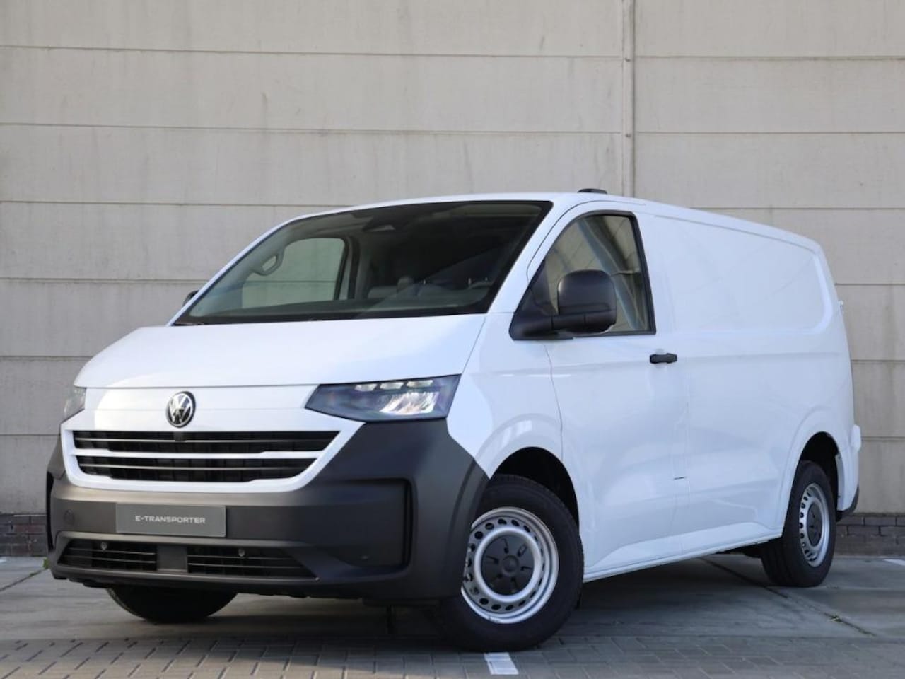 Volkswagen e-Transporter - Life L1 71kWh 136 PK | Navigatie via Apple Carplay | Camera | PDC | Cruise control | All s - AutoWereld.nl