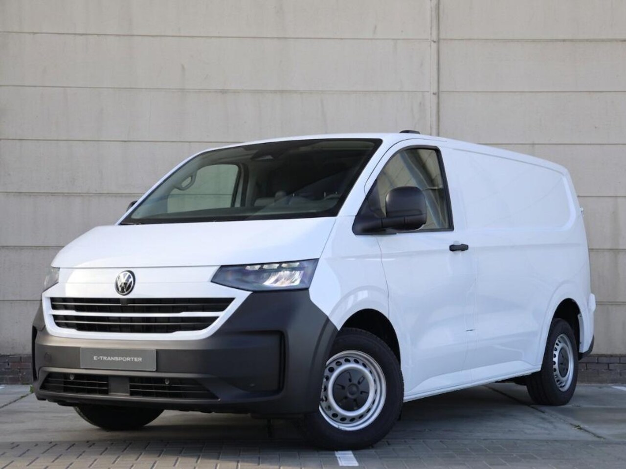 Volkswagen e-Transporter - Life L1 71kWh 136 PK | Navigatie via Apple Carplay | Camera | PDC | Cruise control | All s - AutoWereld.nl