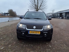 Suzuki Grand Vitara - 4WD , TREKHAAK 2.0-16V JLX