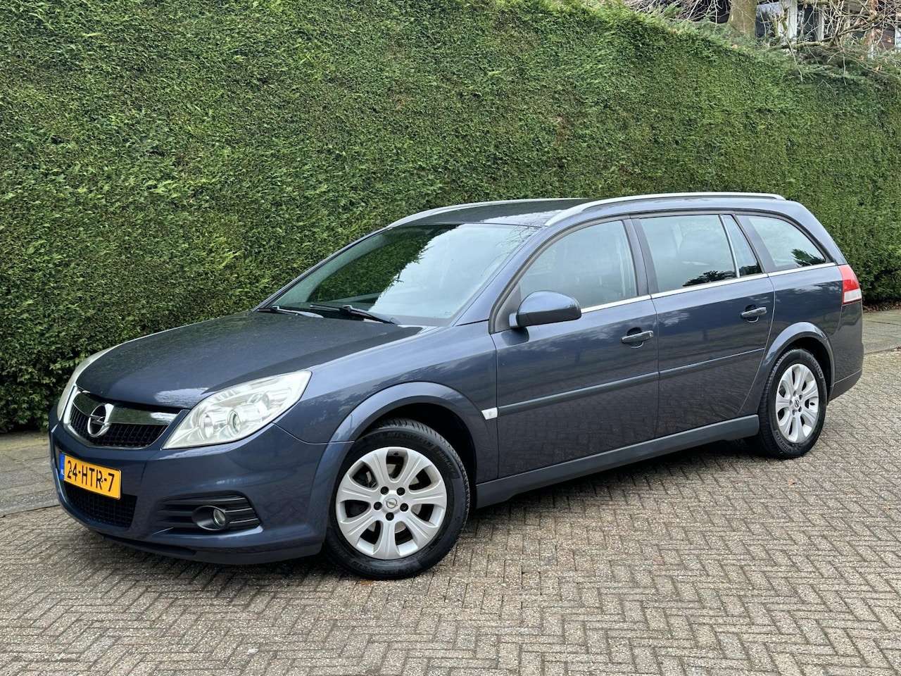 Opel Vectra Wagon - 2.2-16V /6BAK/CRUISE/APKNIEUW/RIJDTGOED!/ - AutoWereld.nl