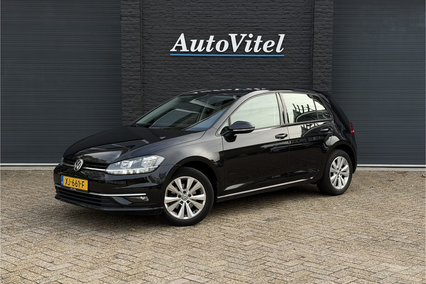 Volkswagen Golf - 1.0 TSI Comfortline | Clima | Adaptive Cruise | App-Connect | PDC V & A - AutoWereld.nl