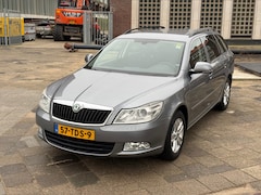 Skoda Octavia Combi - 1.2 TSI Ambition Business Line, NAVI, NIEUWE APK