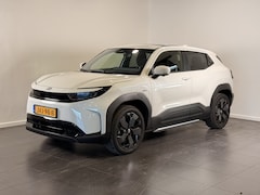 Toyota Urban Cruiser - Executive 61 kWh | Panoramodak | JBL Audio | Elektrische stoel |