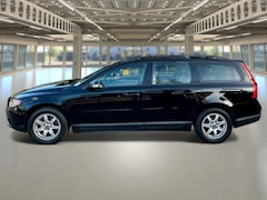 Volvo V70 - 2.5T Momentum Altijd 20 v70's op voorraad, Incl. BTW, Rijklaar+Garantie