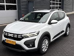Dacia Sandero Stepway - 1.0 TCe 90 Expression, navigatie, trekhaak, cruise control