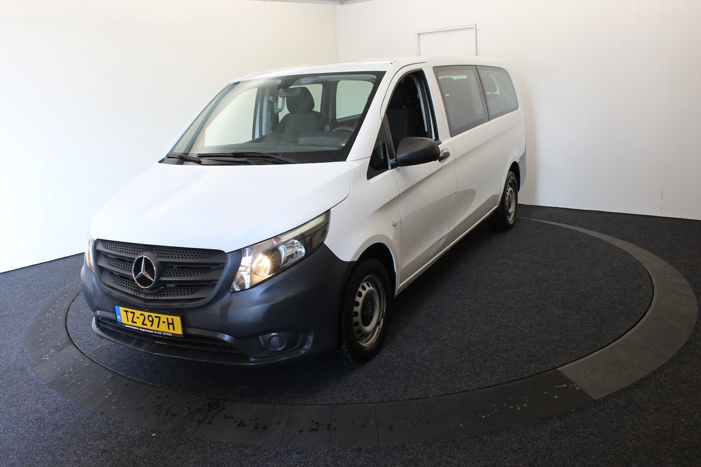 Mercedes-Benz Vito Tourer - 109 BT Extra Lang 9 Pers 2+2+2+3 € 19840.- Excl BTW - AutoWereld.nl