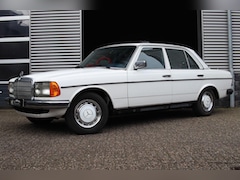 Mercedes-Benz 200-280 (W123) - 280 1978|Belastingvrij|Automaat|Leer|Schuifdak