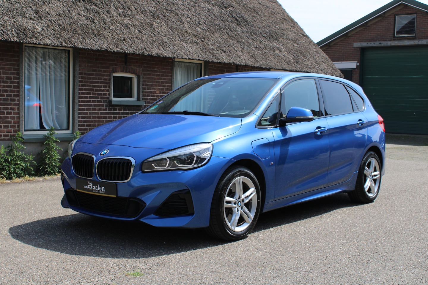 BMW 2-serie Active Tourer - 225xe EXECUTIVE PHEV M-SPORT LEER CRUISE LED 149000KM!!! - AutoWereld.nl