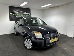 Ford Fusion - 1.4-16V Champion / Airco / Stuurbekrachtiging / Hoge instap / NAP