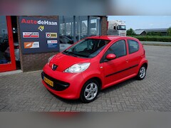 Peugeot 107 - 1.0-12V XS Urban M