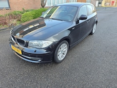 BMW 1-serie - 118i Business Line Airco Boekjes Navi