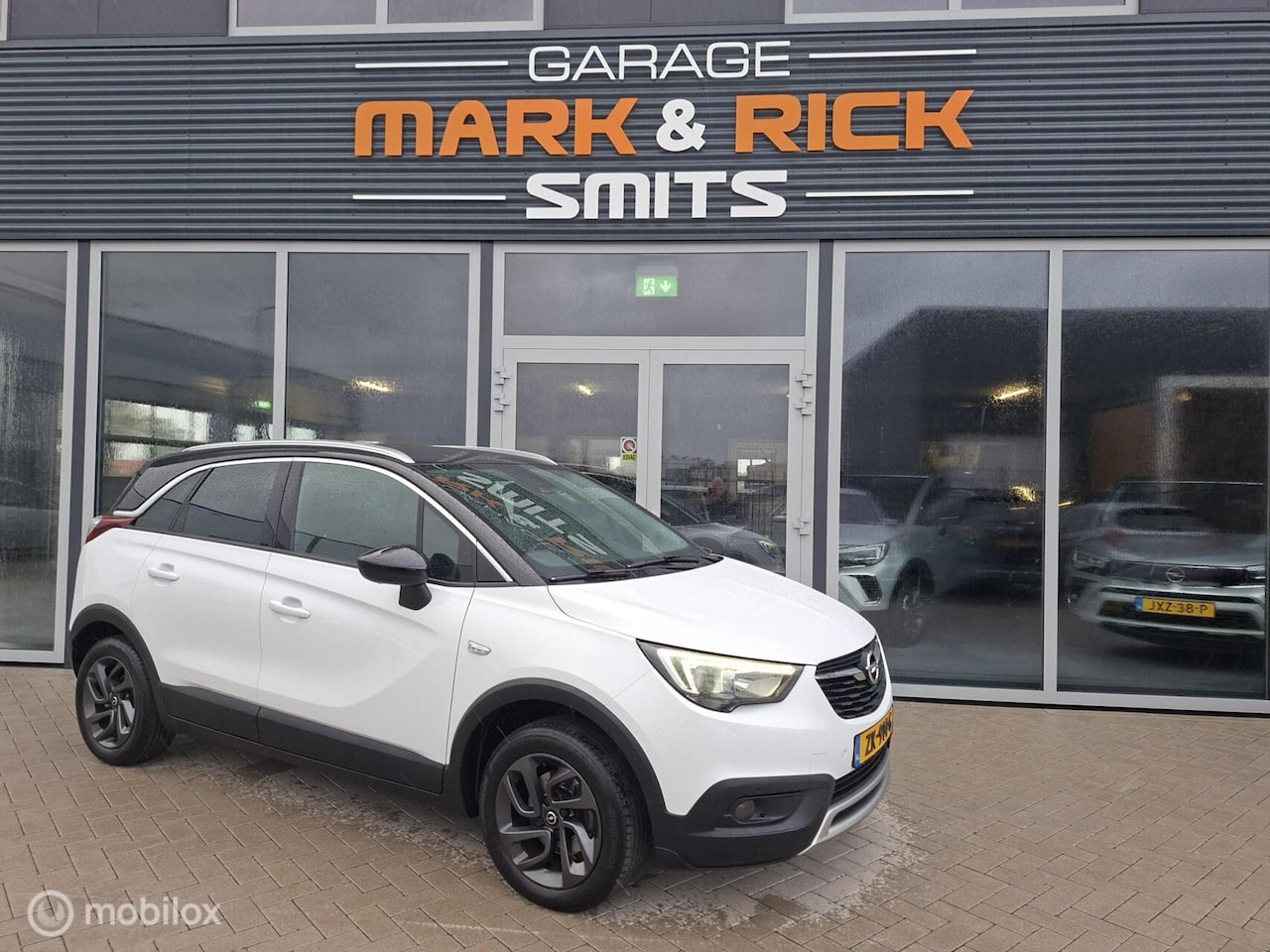 Opel Crossland X - 1.2 Turbo 120 Jaar Edition AUTOMAAT - AutoWereld.nl
