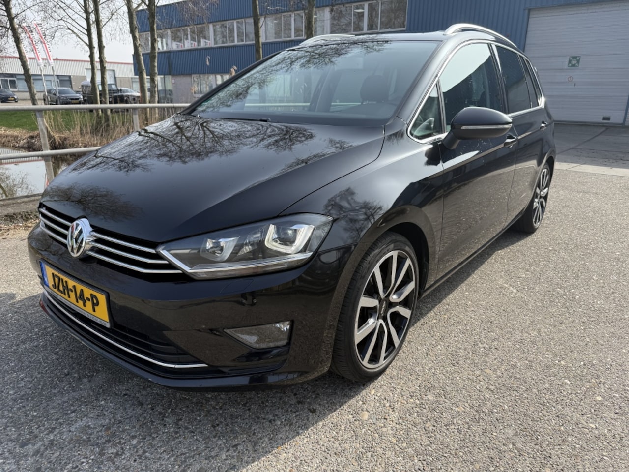 Volkswagen Golf Sportsvan - 1.4 TSI Highline 1.4 TSI Highline - AutoWereld.nl