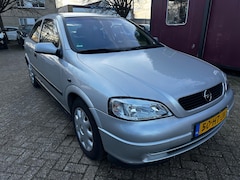 Opel Astra - 1.6 Comfort, airco, nap, Parkeer sensor, trekhaak