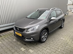 Peugeot 2008 - 1.2 PureTech Blue Lion Clima, CC, Carplay, Navi, PDC & Cam. LM, – Inruil Mogelijk –