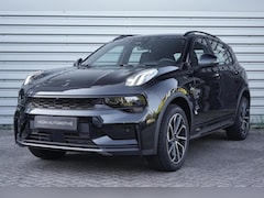 Lynk & Co 01 - 1.5 Core Stoelverwarming | Adaptive Cruise Control | Achteruitrijcamera | Apple Carplay |