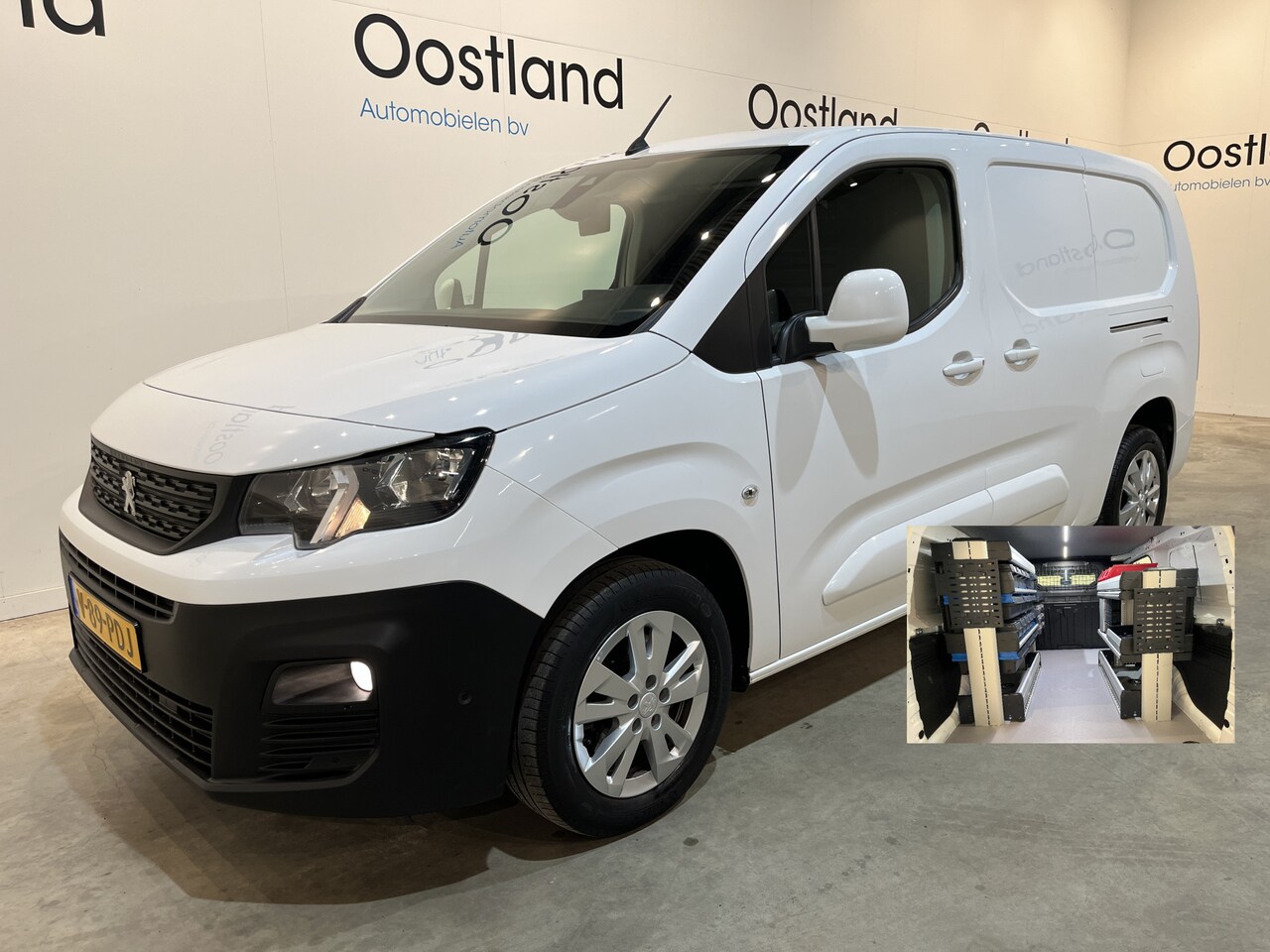 Peugeot Partner - 1.5 BlueHDI 130 PK L2 Automaat Servicebus / Sortimo Inrichting / Schuifdeur L + R / Euro 6 - AutoWereld.nl