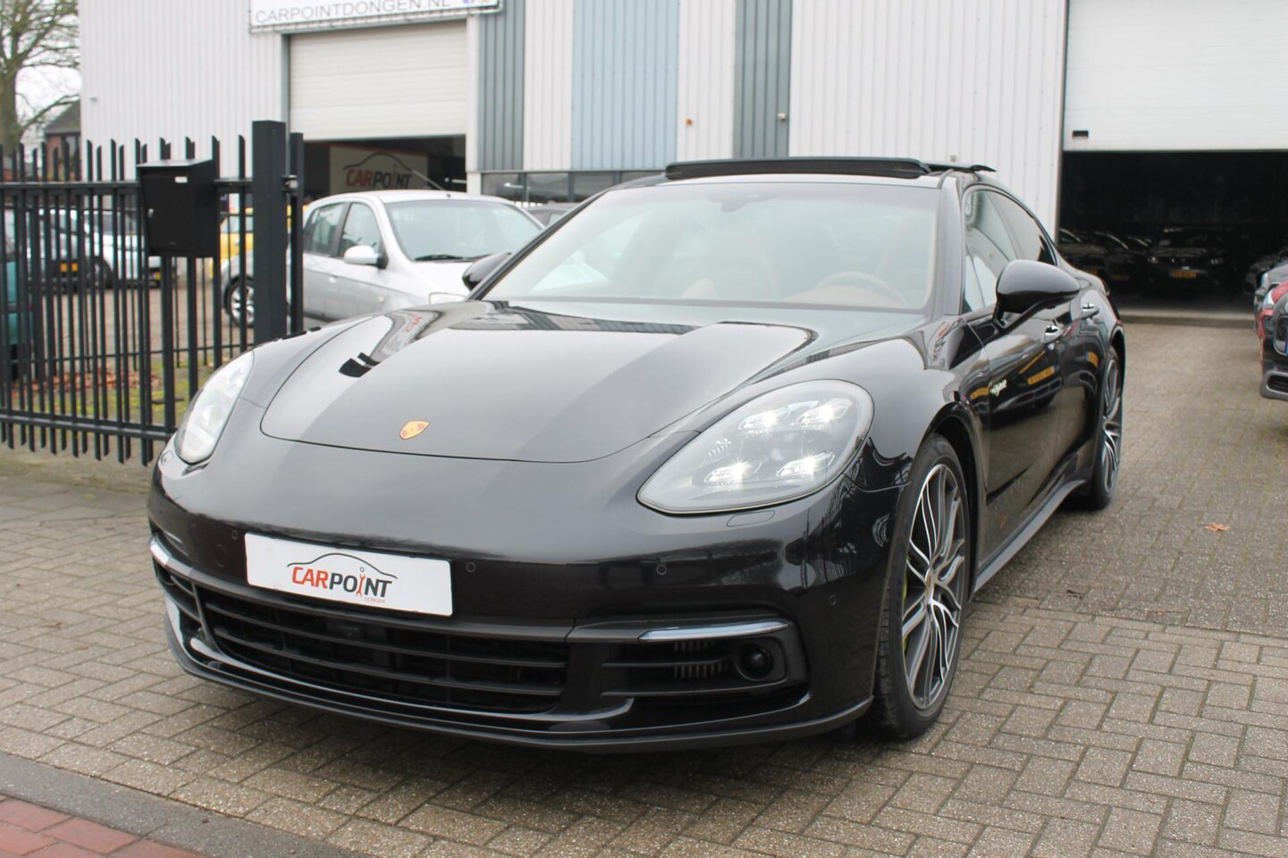 Porsche Panamera - 2.9 4 E-Hybrid Exec. 462PK Sport Chrono Pano VOL!!! - AutoWereld.nl