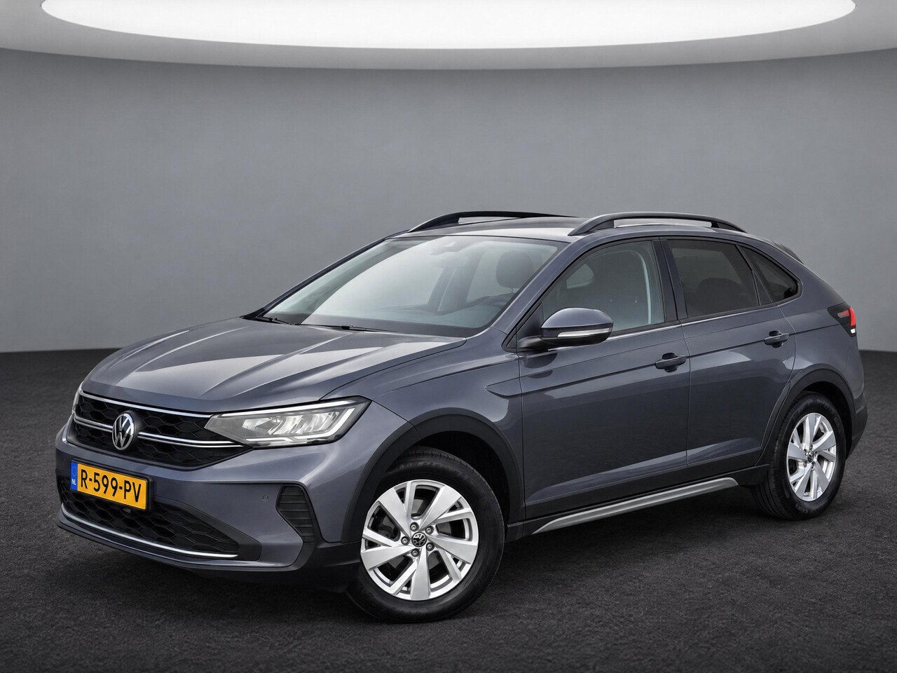 Volkswagen Taigo - 1.0 TSI Life / Digitaal dashboard / Parkeer sensoren V+A / App connect / - AutoWereld.nl