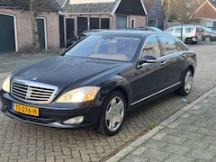 Mercedes-Benz S-klasse - 600 Lang motor storing