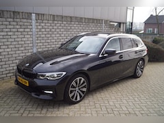 BMW 3-serie Touring - 330i High Executive Edition Sport Line Autom Panodak Leder Sportst Stoelverw Navi Camera C