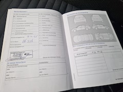 Volkswagen Golf - 1.2 TSI Highline R-line