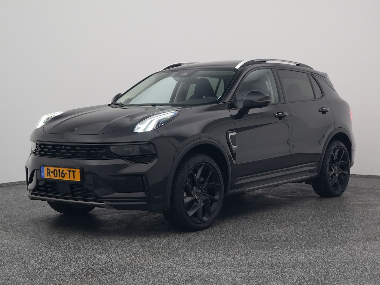 Lynk & Co 01 - 1.5 Plug-in Hybrid | 360° | BLACK | ZWARTE HEMEL | NLD AUTO OPTIES - AutoWereld.nl