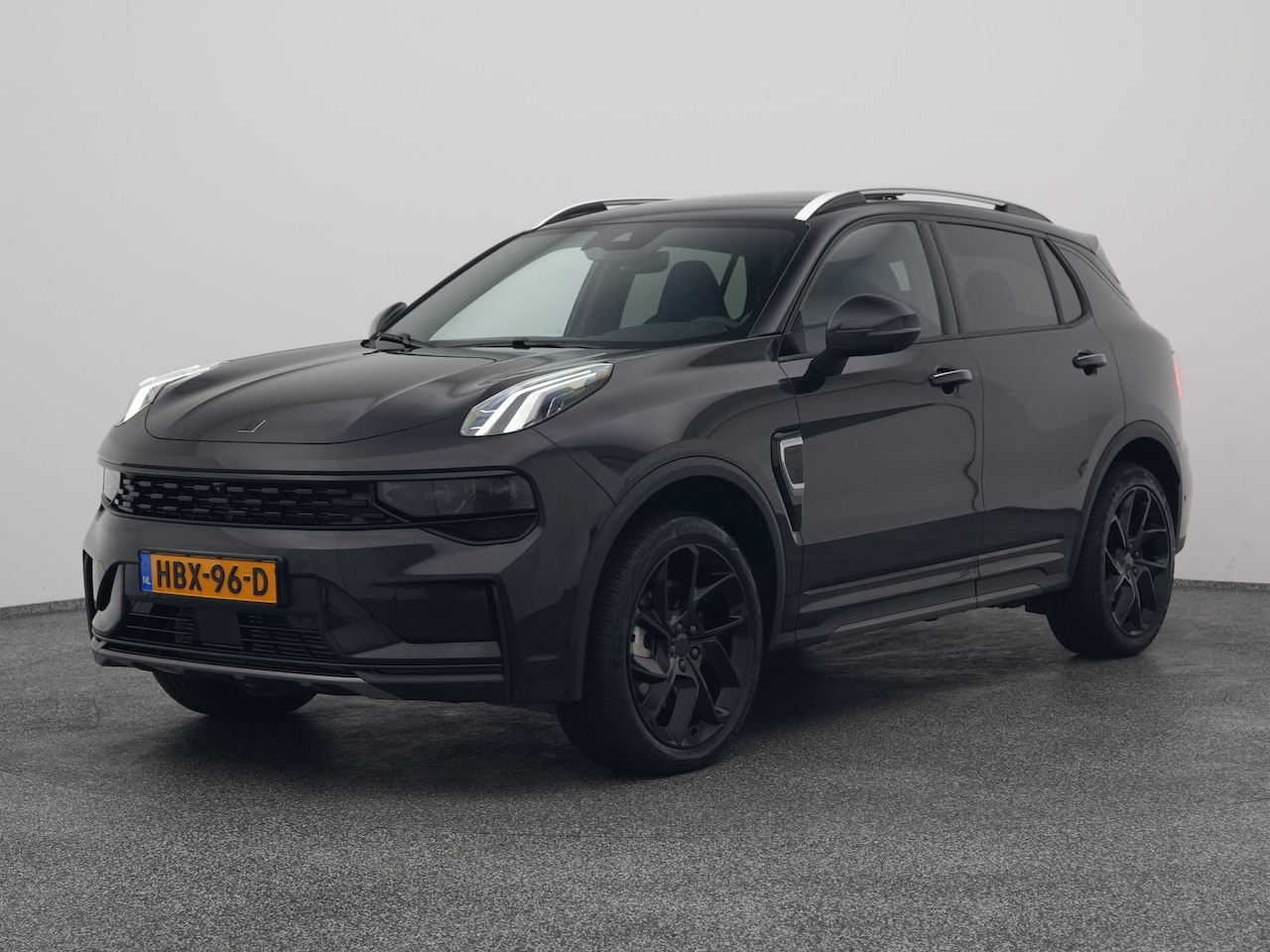 Lynk & Co 01 - 1.5 Plug-in Hybrid | 360° | BLACK | ZWARTE HEMEL | STUURVERWARMING | NLD AUTO - AutoWereld.nl