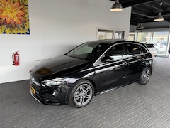 Mercedes-Benz B-klasse - 250 e Premium Plus / Panodak / AMG / 70 KM elektrisch / Sfeerverlichting