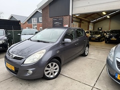 Hyundai i20 - 1.2i i-Motion |NEW APK|NAP KM|NEW KOPPELING|AIRCO|ELECT.PAKKET|AUX/USB|LM VELGEN|MULTFUNCT