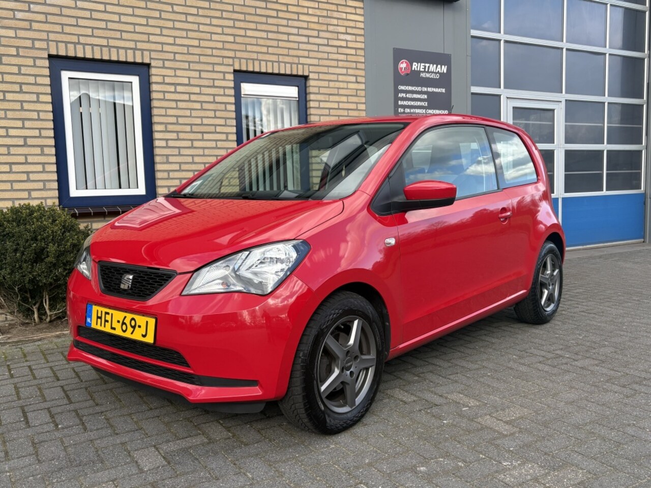 SEAT Mii - Seat Mii 1.0 Style STOELVERWARMING | CRUISE | 2e Eigenaar | AIRCO - AutoWereld.nl