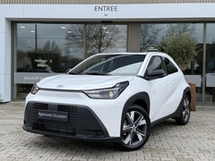 Toyota Aygo X - Hybrid 115 play | LM Velgen | Stoelverwarming