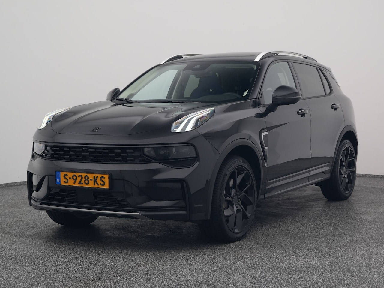 Lynk & Co 01 - 1.5 Plug-in Hybrid | 360° | BLACK | NLD AUTO - AutoWereld.nl