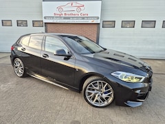 BMW 1-serie - 118i H.EXE AUT M-SPORT C/P LEER NAVI INRUIL MOG