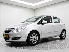 Opel Corsa - 1.2-16V Essentia | Airco / Cruise / Radio / Elektr. Ramen Voor