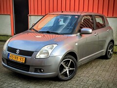 Suzuki Swift - 1.5 Exclusive