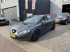 SEAT Leon - 1.6 Reference Sport Airco NAP APK