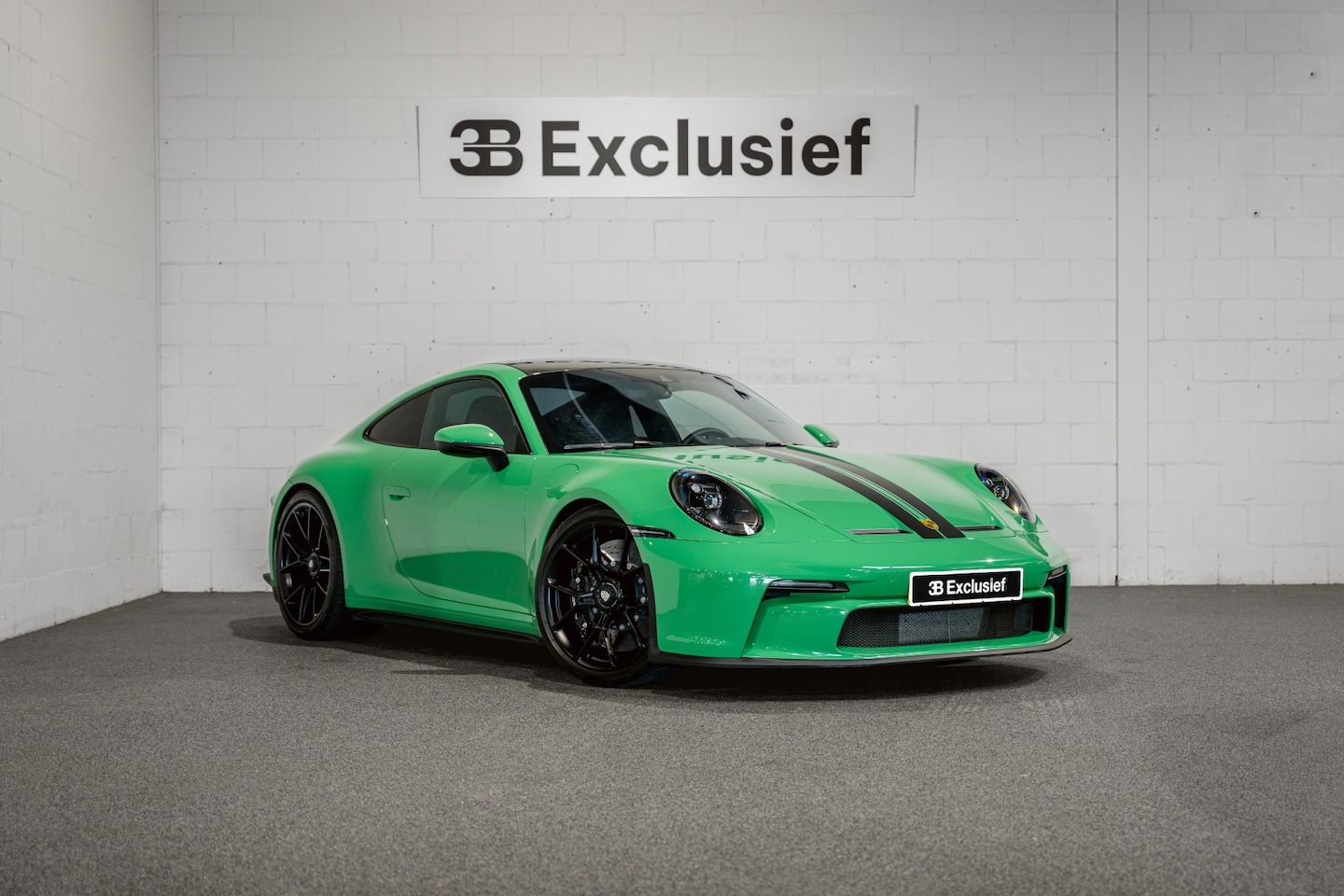 Porsche 911 - 992 4.0 GT3 Touring | Sportchrono | achterasb. | Carbondak | Keram. remsyst. | BTW-auto | - AutoWereld.nl
