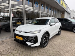 Volkswagen T-Roc - 1.5 eTSI R-Line MODEL 2026 Business 150PK / ACHTERUITRIJCAMERA / ELEKT ACHERKLEP