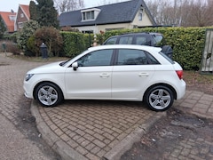 Audi A1 Sportback - 1.4 TFSI Attraction Pro Line Business automaat eerste eigenaar