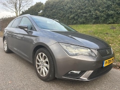 SEAT Leon ST - 1.6 TDI Style Busines - Navi - Clima - Cruise