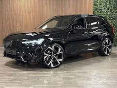 Volvo XC60 - T6 AWD Recharge Ultra Black Edition | Luchtvering | 360° Camera | Head-Up Display | Harman