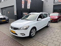 Kia Cee'd Sporty Wagon - 1.6 X-ecutive 3e Eig Trekhaak Airco NAP APK