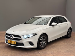 Mercedes-Benz A-klasse - 160 Business Solution Camera | Parkeersensoren | Widescreen | Stoelverwarming | LED | 16"