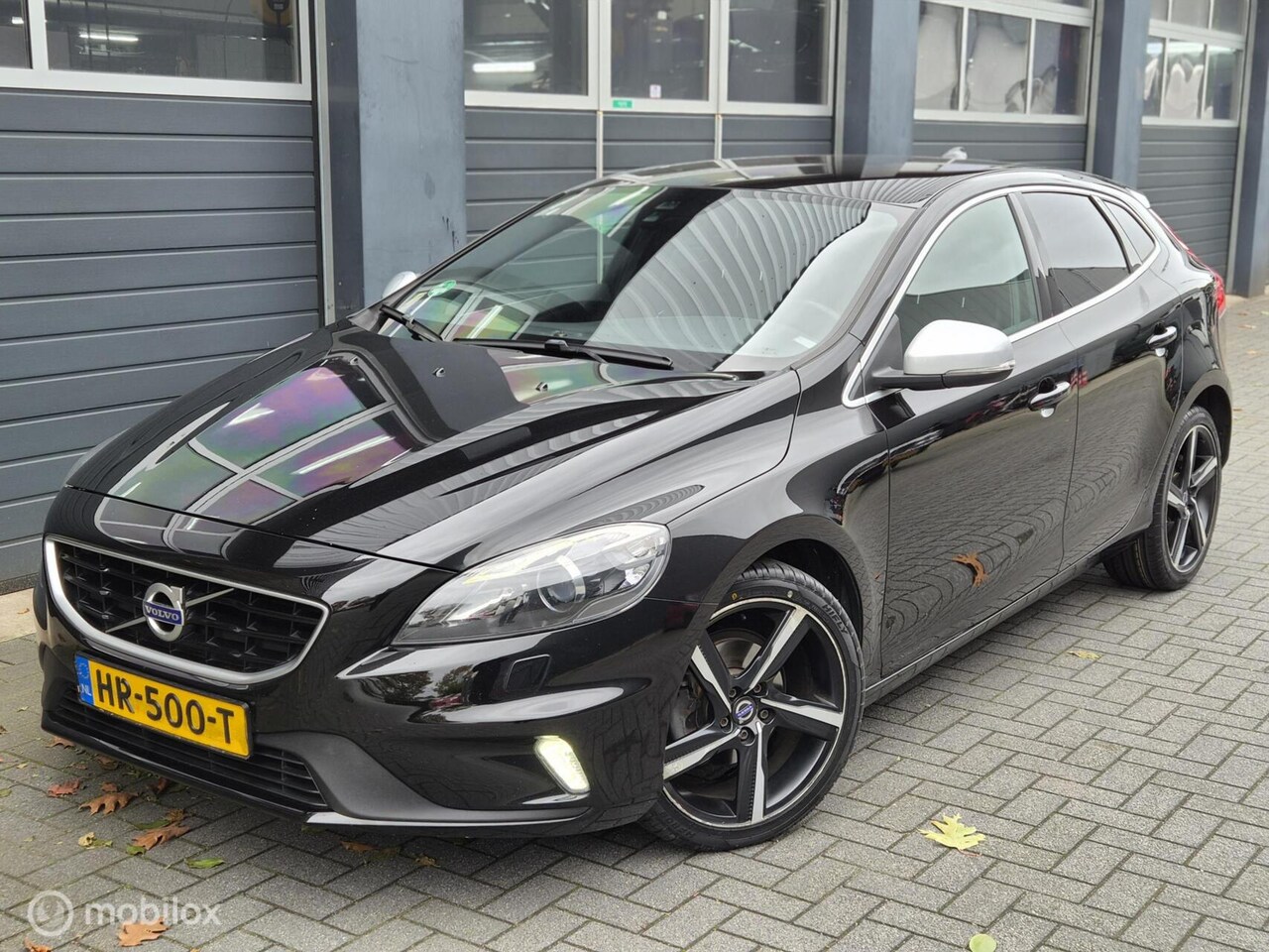Volvo V40 - 2.0 D2 R-Design | XENON | CLIMA | VOORRUIT.V | PDC | CRUISE | - AutoWereld.nl
